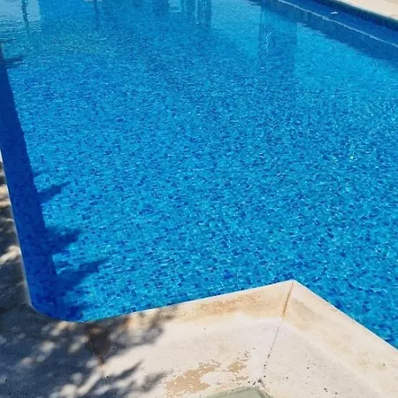 Villa Castellanos